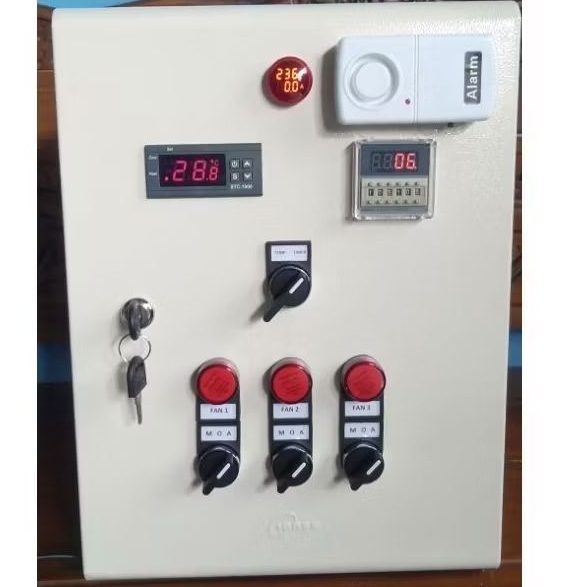 Panel kontrol blower kandang ayam close house