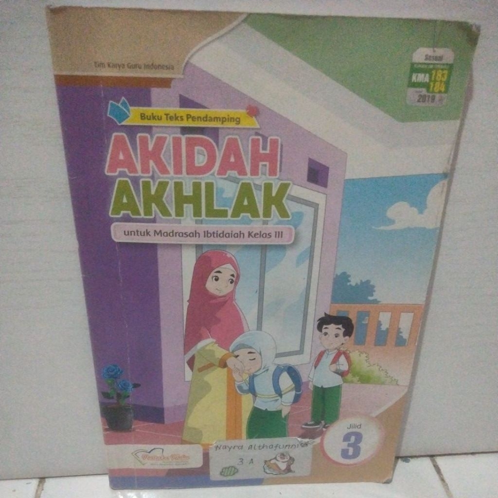 BUU AKIDAH AKHLAK KELAS 3-III SD/MI MADRASAH IBTIDAIYAH KMA 2019