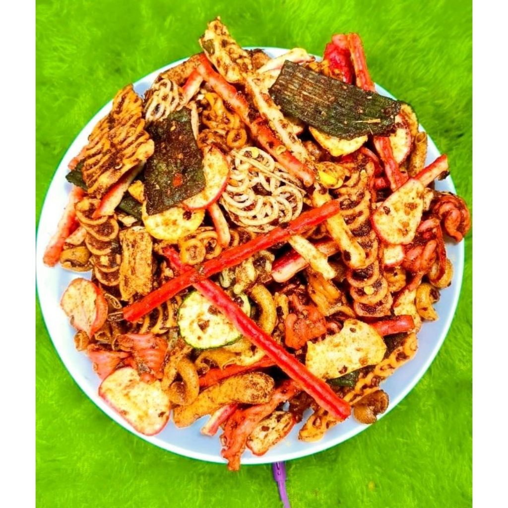 

seblak kerupuk mix pedas daun jeruk dan kencur 250g