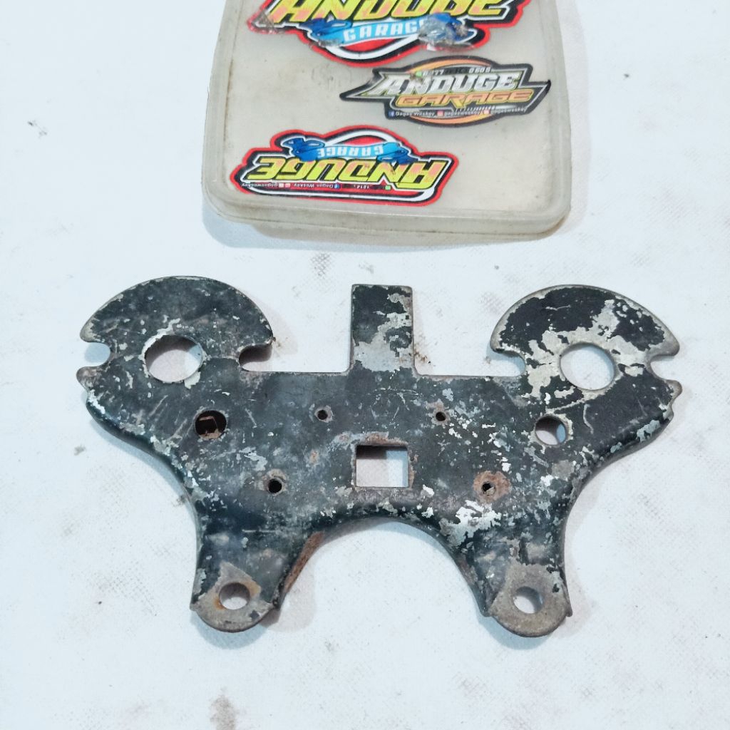 breket braket dudukan pangkon Spido spedo spidometer spedometer speedometer odometer gauge motor Yam