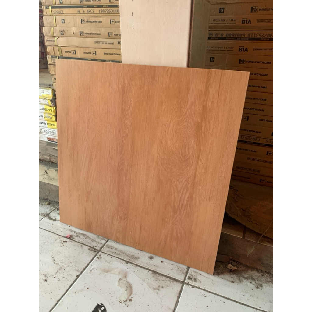 granit 60x60 motif kayu  seprus