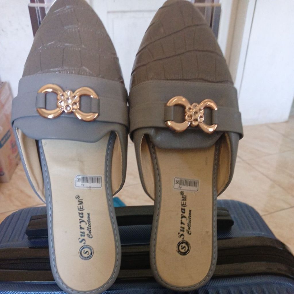 SEPATU SENDAL TUTONG TEPLEK WANITA