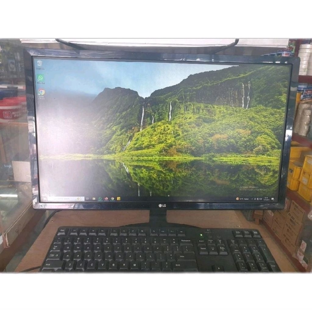 Layar Monitor 22 inch LG IPS 22MP58VQ (bekas)