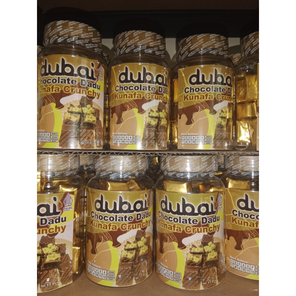 Dubai Chocolate Dadu Kunafa Crunchy/isi 17 pcs per toples/dijual 2000an/jajanan anak-anak jaman now.