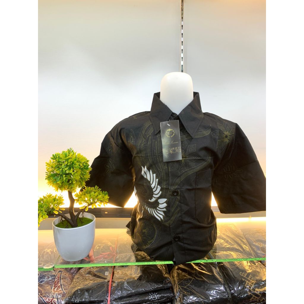 batik anak lengan pendek dasar hitam premium