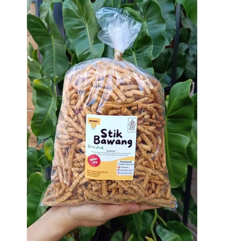

SNACKEE|| Stik Bawang rasa "Daun Jeruk" Premium isi 1kg