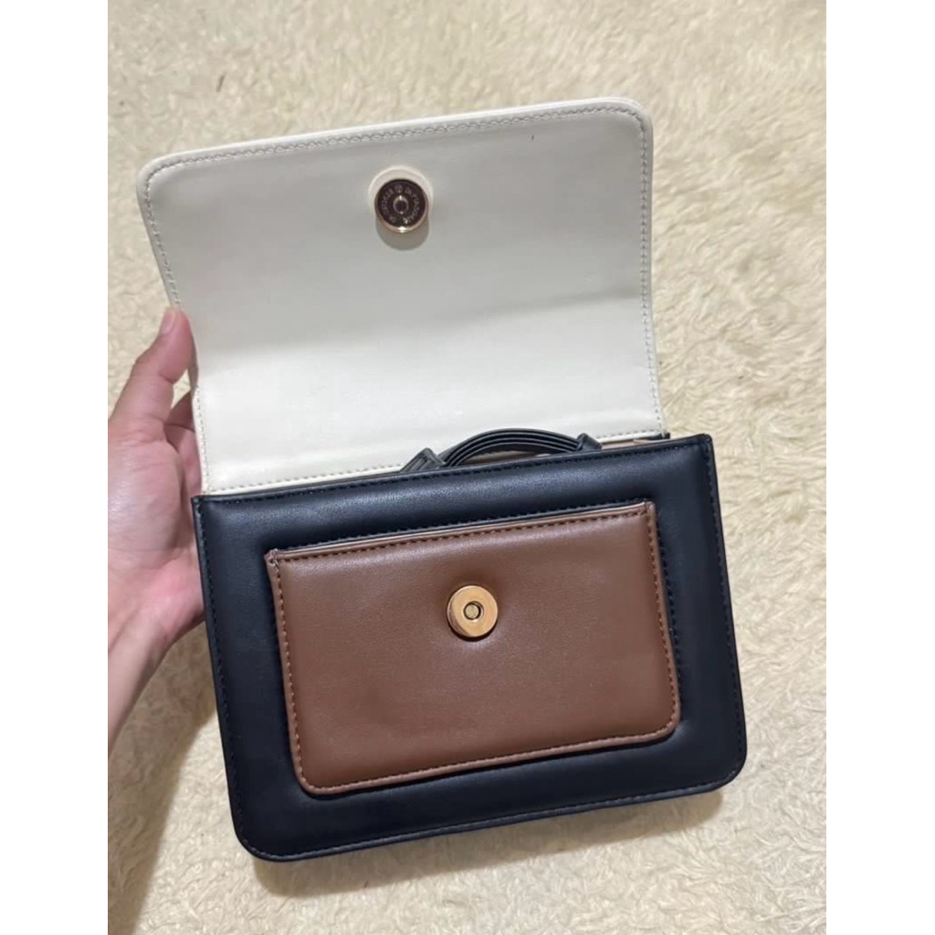 TAS MERCHE SLING BAG