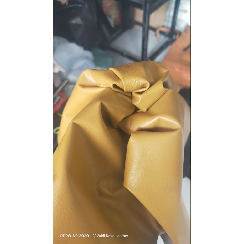 kulit Domba asli lembaran warna tan/kuning bahan jaket kulit