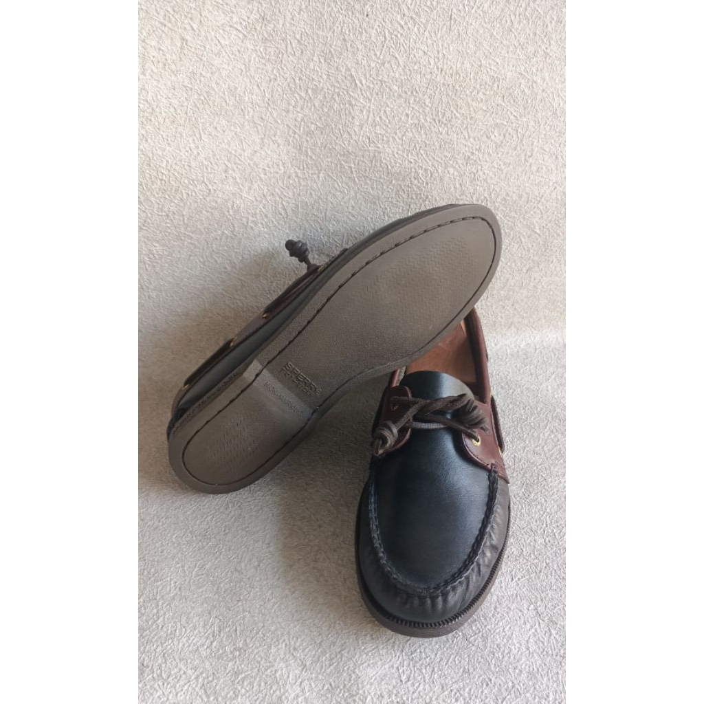 sepatu second branded Sperry Top Sider size 42