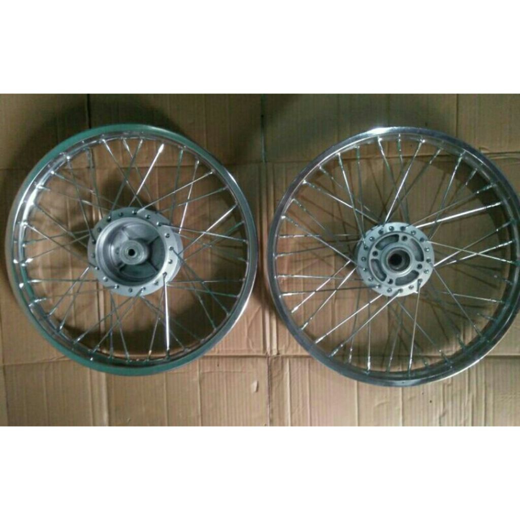 velg/pelek 1set depan belakang motor Supra x lama Supra fit karisma original setelan baru mulus