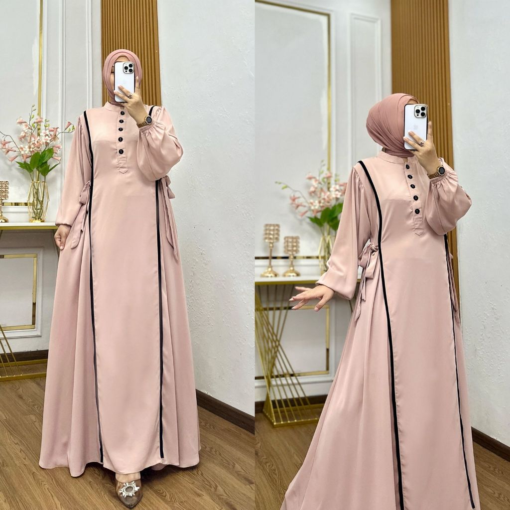 Gamis Polos Busui Friendly kombinasi Lis Hitam Mewah dan elegan outfit wanita Muslimah Terbaru