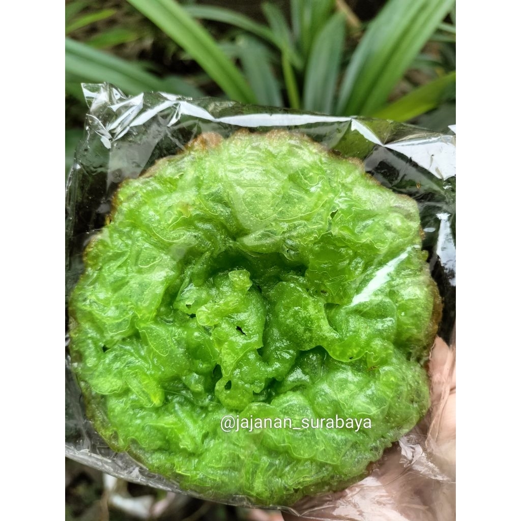 

Cucur pandan, cucur gula merah, dadar gulung, apem selong