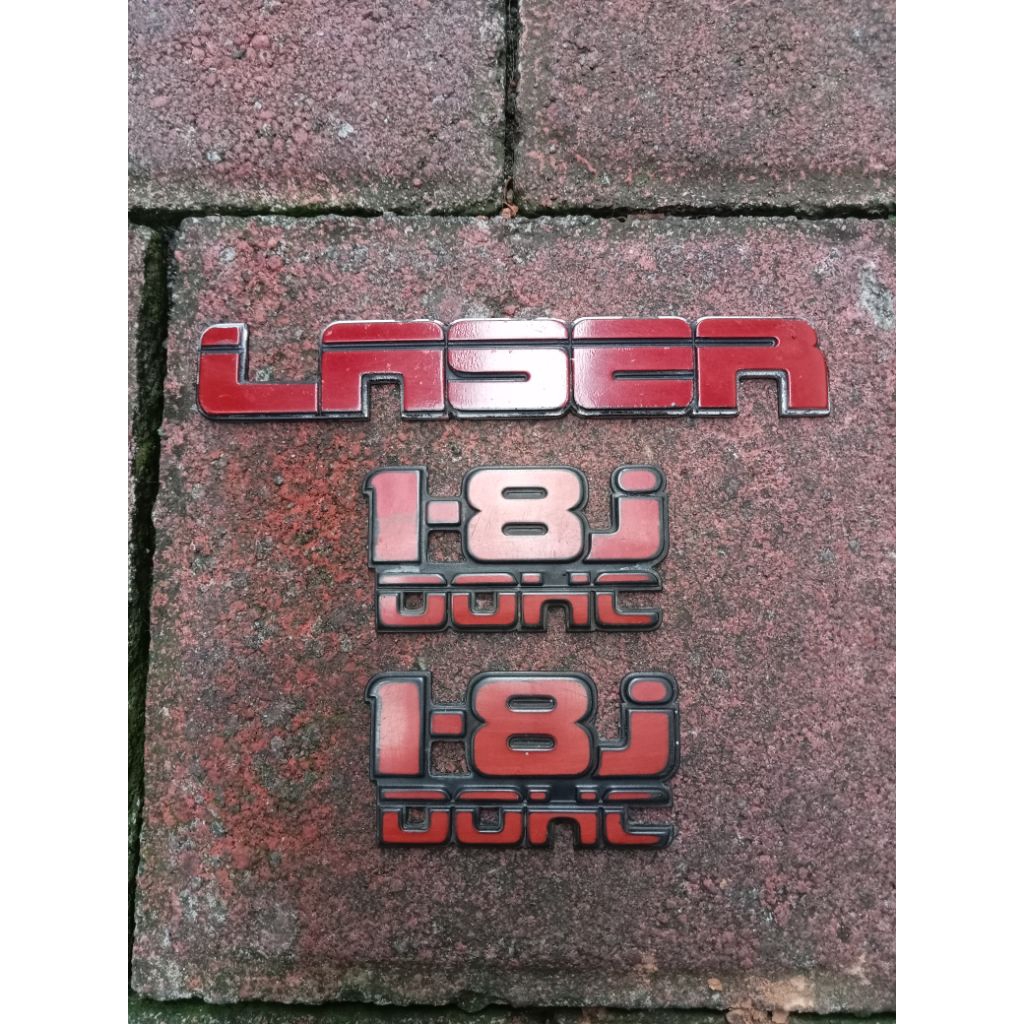 Emblem Ford Laser Champ