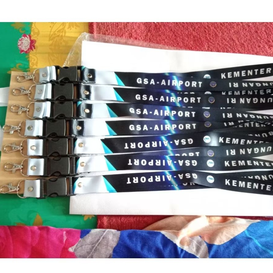 

COD LANYARD CUSTOM SABLON TALI LANYARD