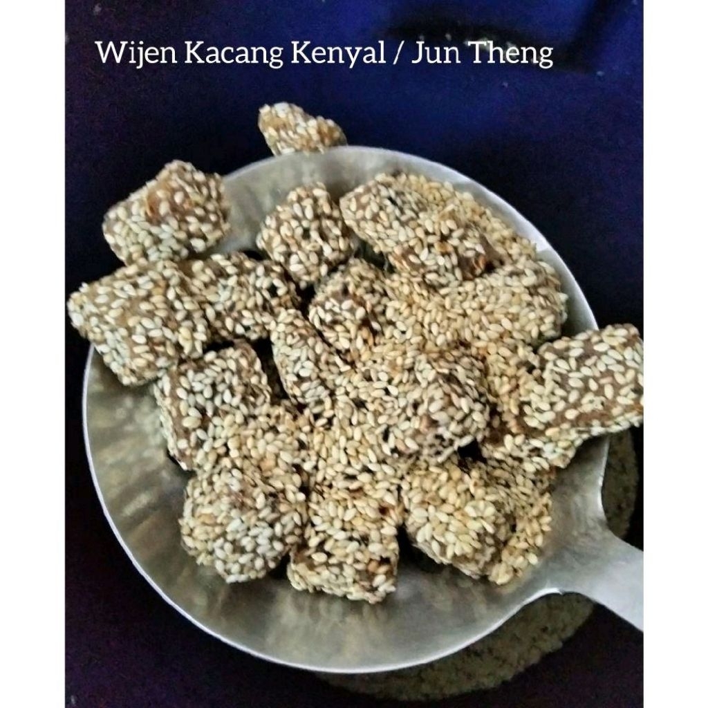 

Ting Ting Wijen Kacang Kenyal / Jun Theng / Teng Teng Gula / Nyon Thong / Kue Jadul Khas Pontianak / Kue Tradisional Kalbar / Cemilan Manis