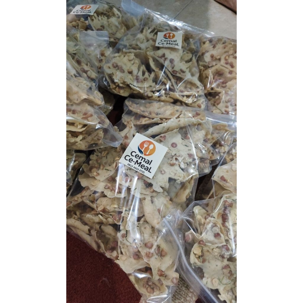 

Peyek Kacang Daun Jeruk