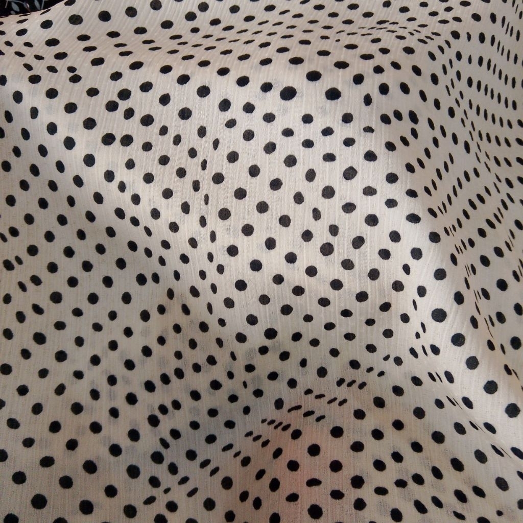 Kain Crandenza Silk Motif Polkadot  – Bahan Jahit Flowly Lembut Elegan Lq