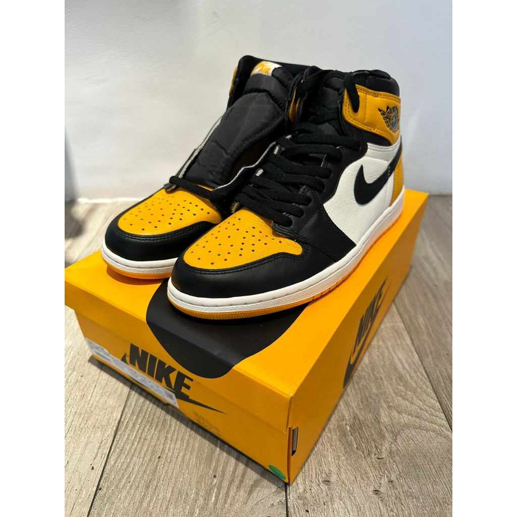 Air Jordan 1 High Taxi