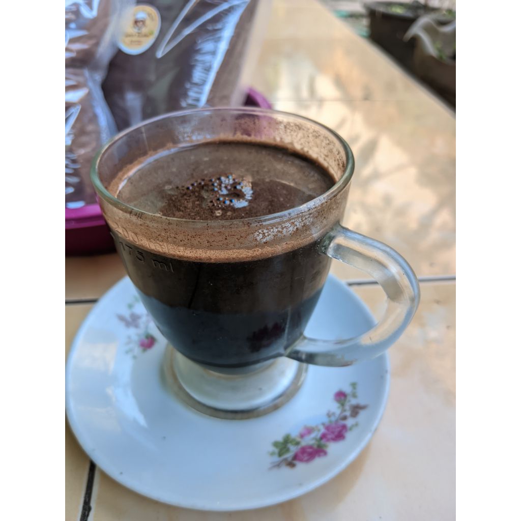 

kopi hitam bubuk ASLI lereng gunung MURIA