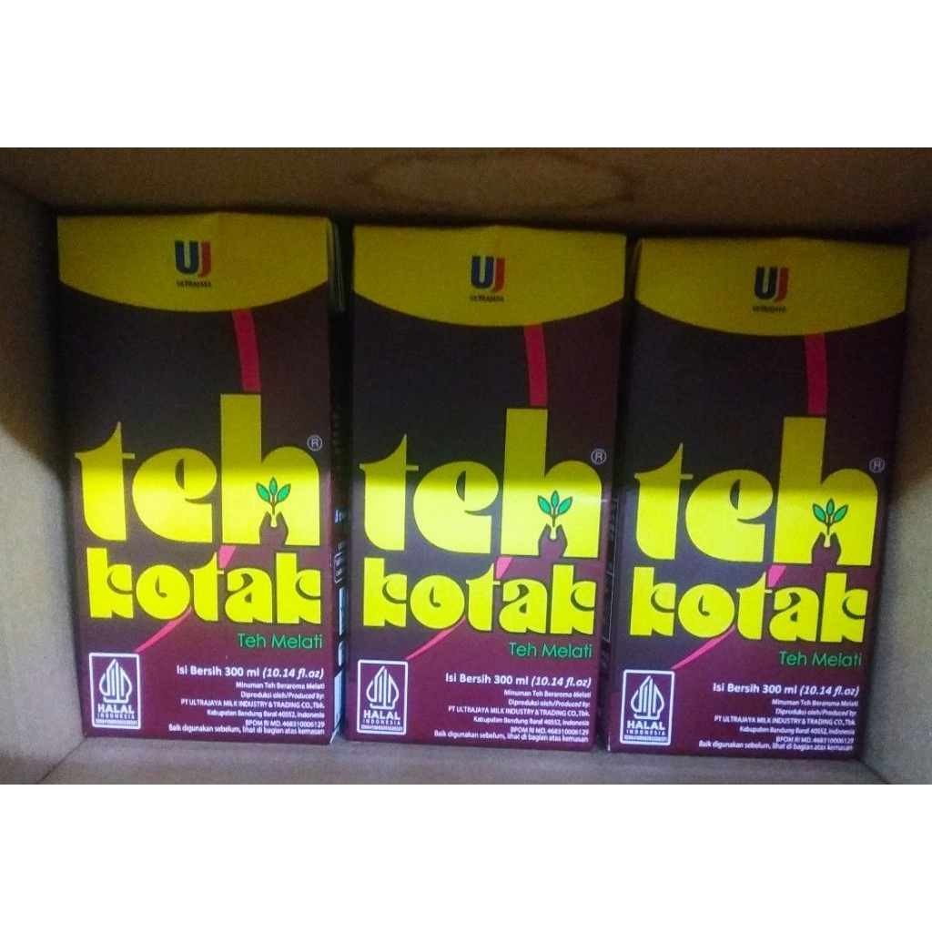 

Teh Kotak Jasmine 300ml Original ll Ultra Teh Kotak 300ml Paket Isi 3 Pcs