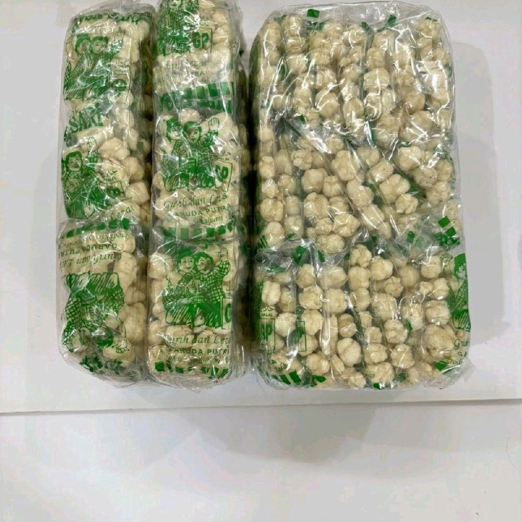 

Pilus Cikur Gurih Renyah Asin Cemilan Pedas & Manis Isi 20 Pcs 1 Pack Food Snack Keripik Ayam Crispy Tanpa Pengawet Berbahaya Jajanan Kripik