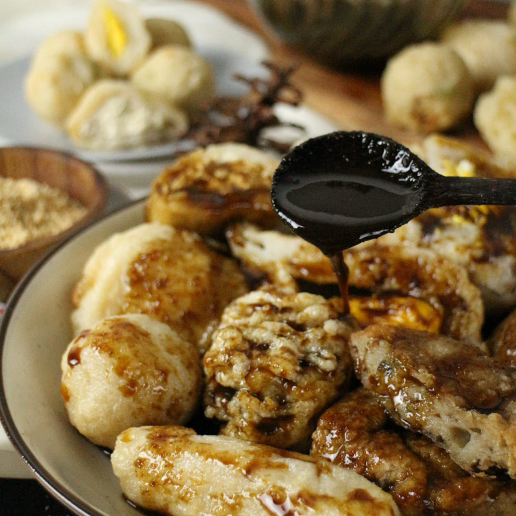 

Pempek Falkan Murah Asli Palembang campur Kecil dan Besar