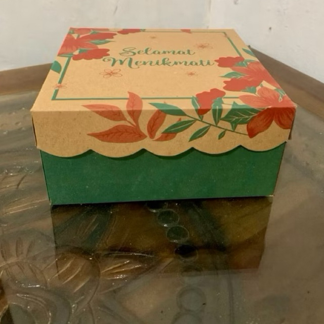

Box Motif Kardus Snack/nasi/kue. Dus Snack Dus Kue Uk 15x15 cm.