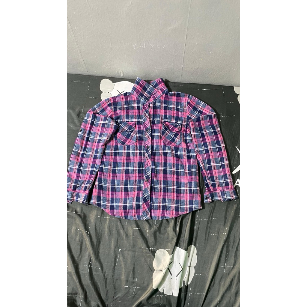 Kemeja Flanel preloved || wanita