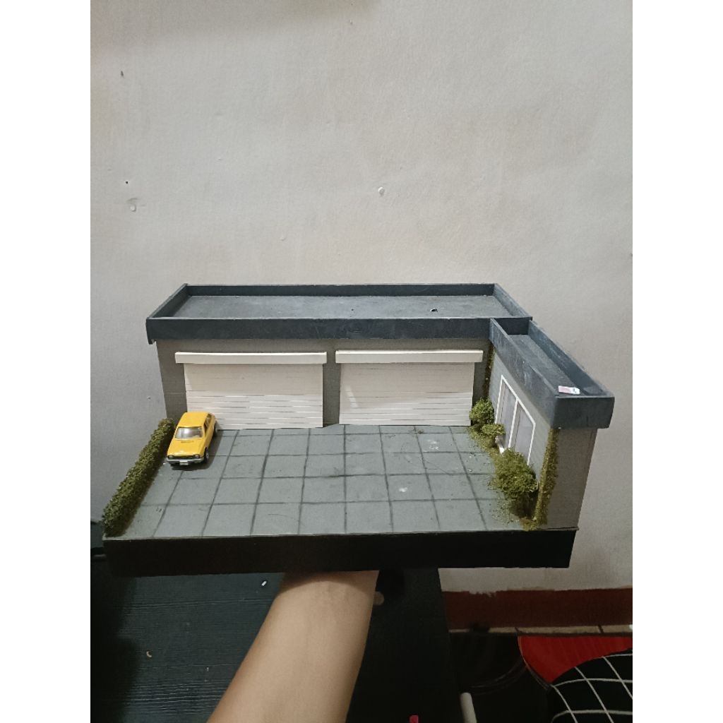 Diorama parkiran rumah