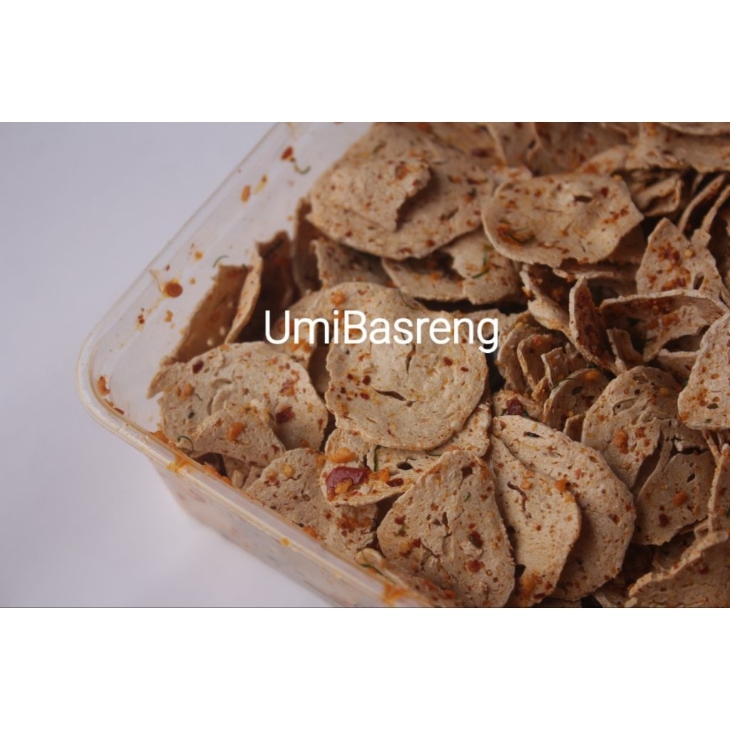 

kripik basreng pedas daun jeruk by.UmiBasreng
