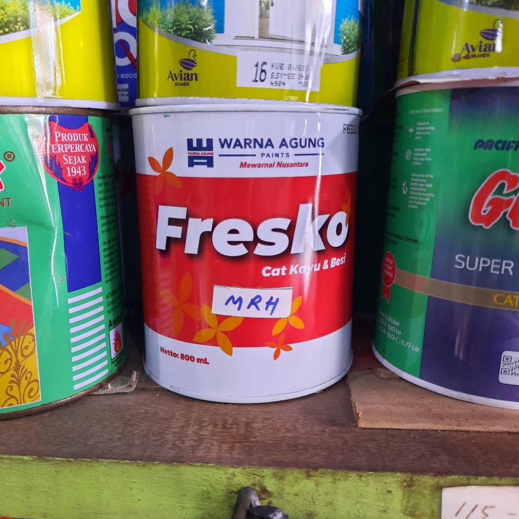 Cat Minyak Kayu dan Besi 1 kg merk Fresko warna Putih Merah Hitam / Cat Murah