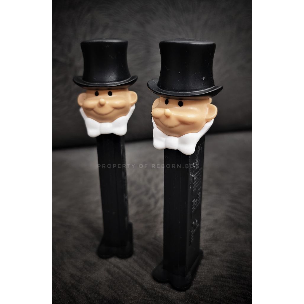 

DISPENSER Candy PERMEN PEZ MADE IN HUNGARY GROOM-LIGHT SKIN TONE