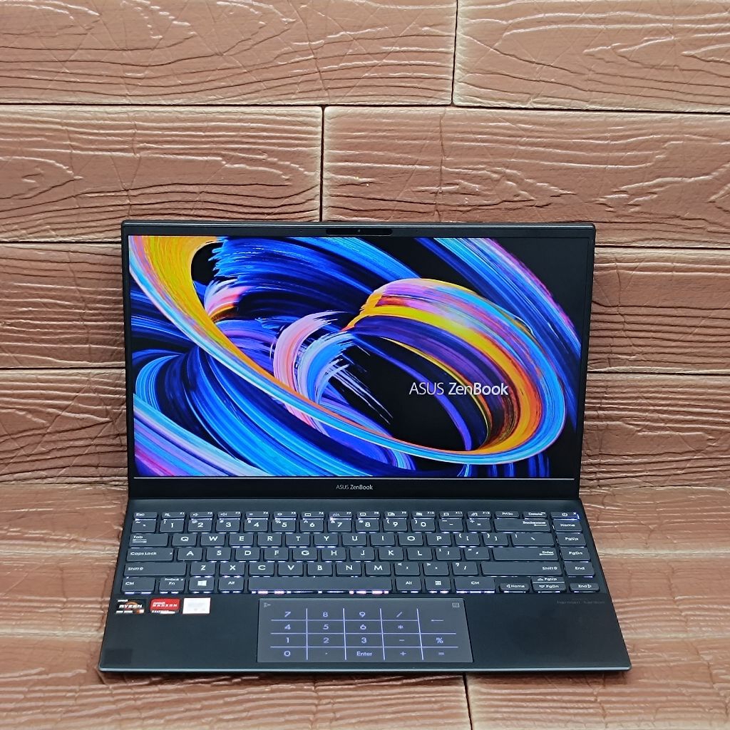Laptop Asus ZenBook UM4251A AMD RYZEN 5-4500U RAM 8GB SSD 512GB IPS
