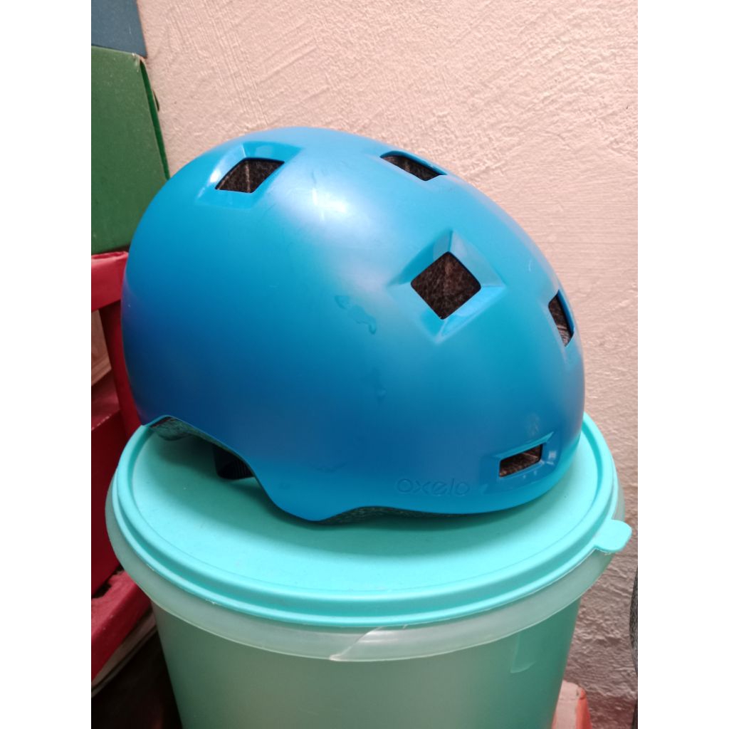 Helm Oxelo Biru