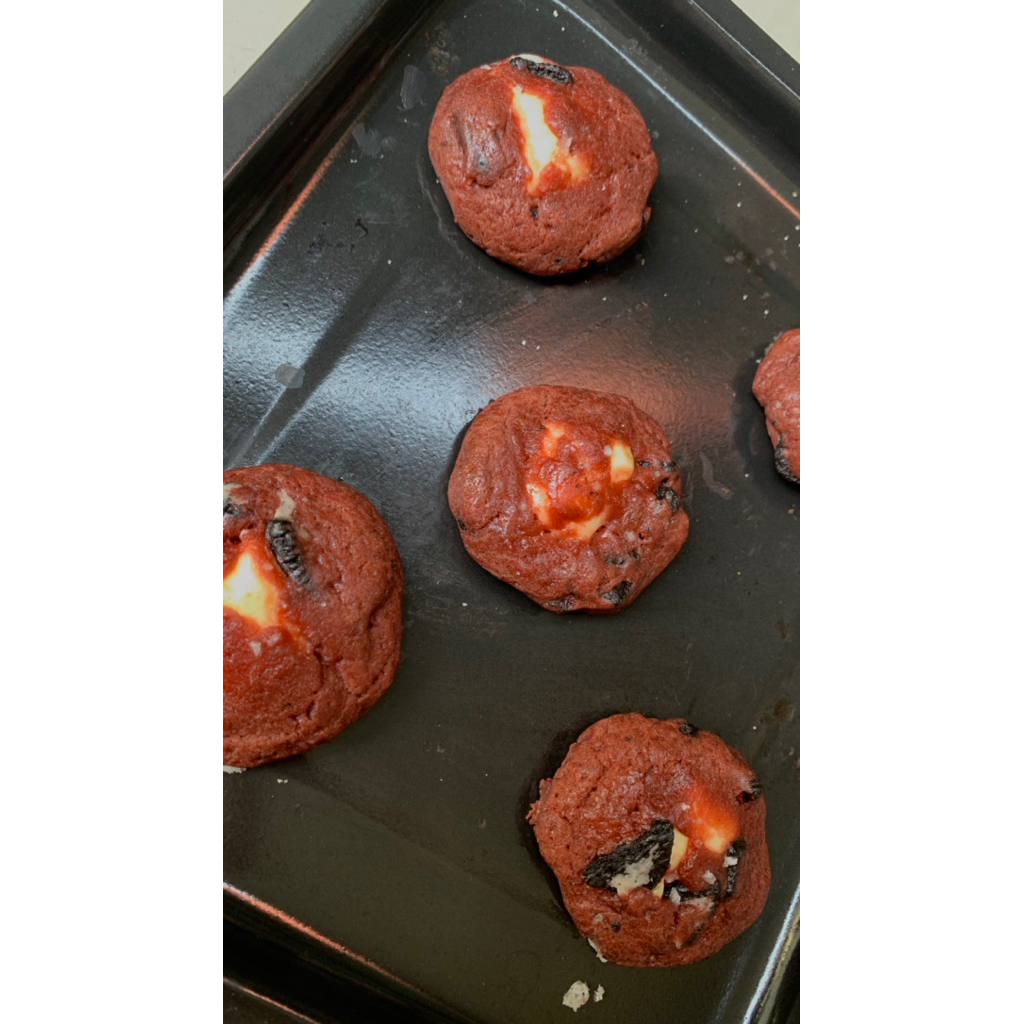 

[5Pcs] VelvyBliss Red Velvet Cheese Cream Cookies Premium