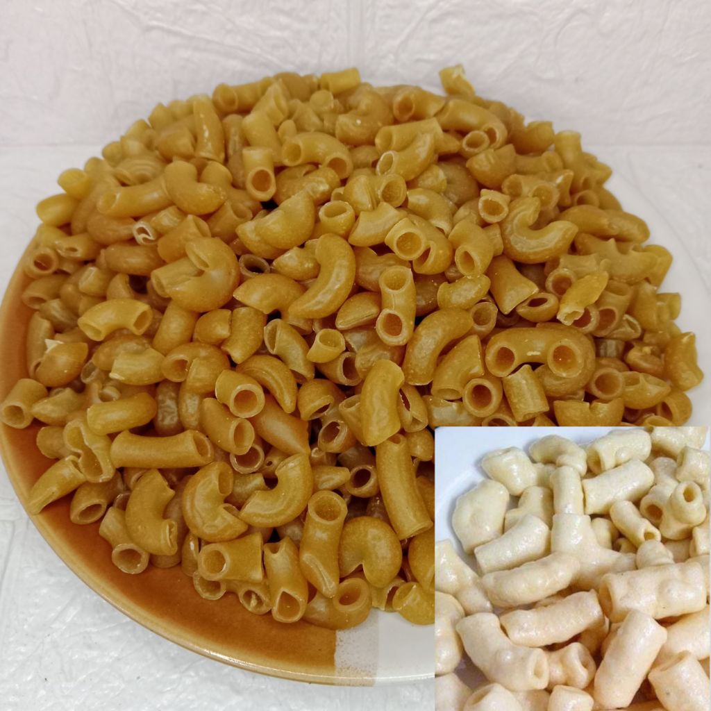 

1 kg kerupuk makaroni super - makaroni rasa bawang - makaroni