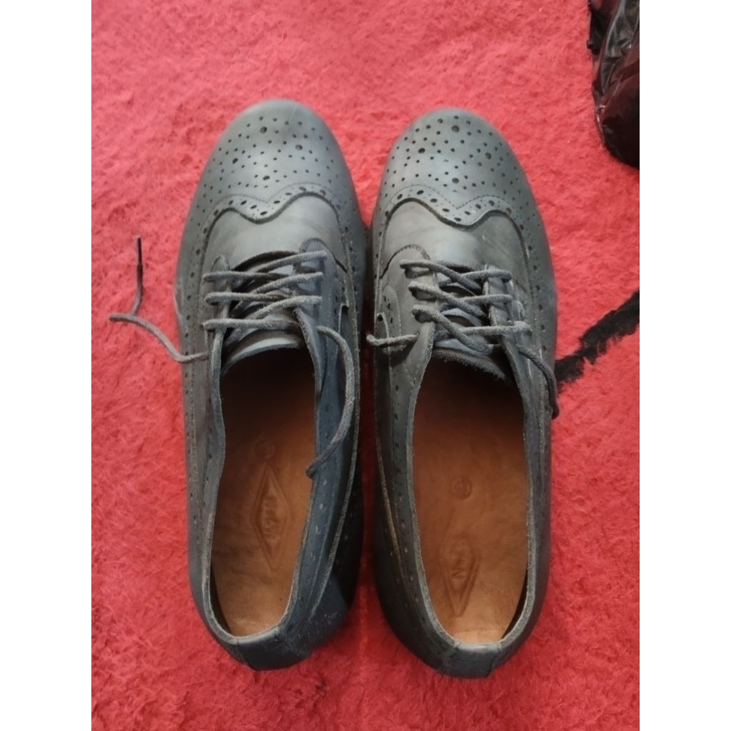 sepatu leather original eat /unkl347 tahun 2015 good condition 99℅ kolektor