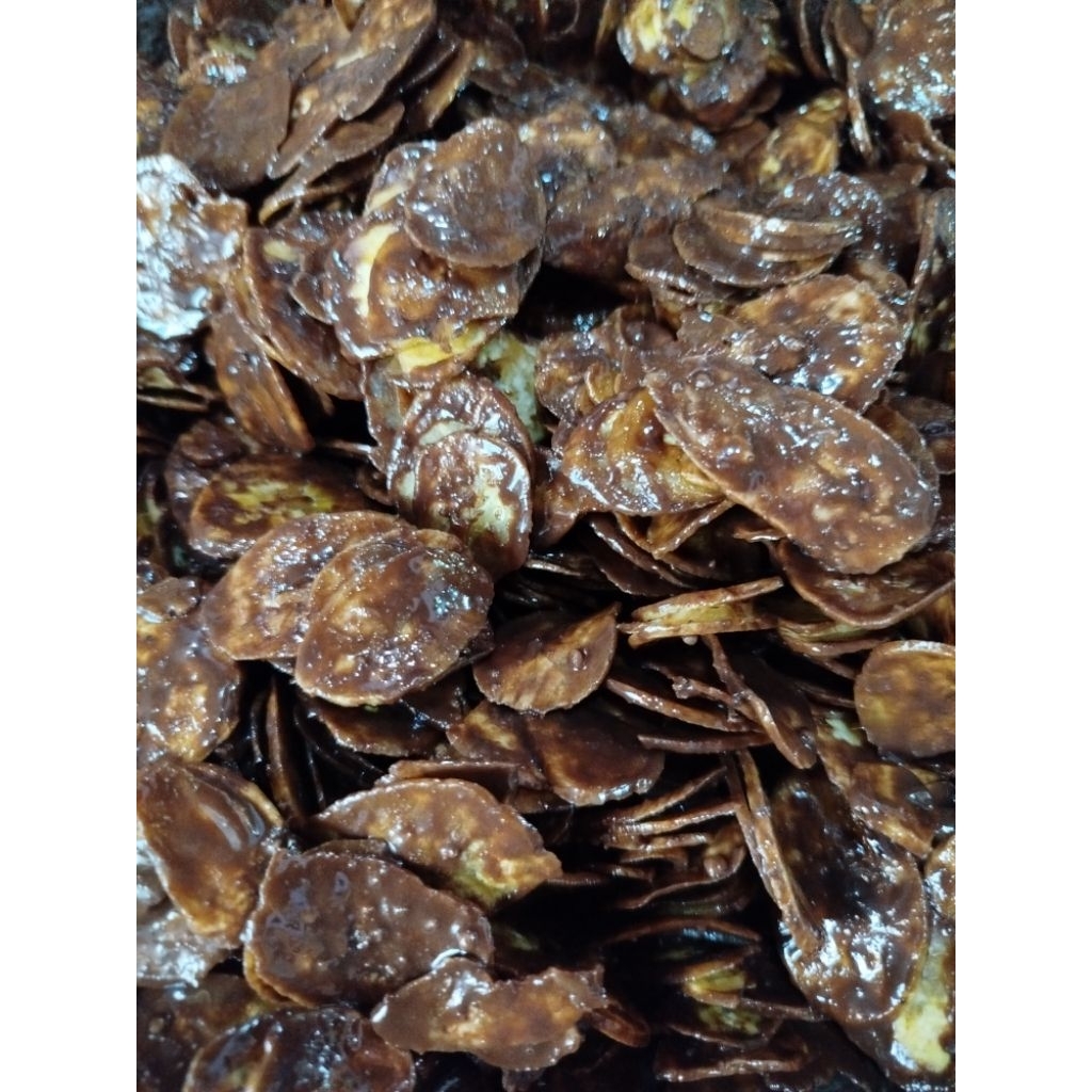 

kripik pisang coklat lumer dan basreng pedas