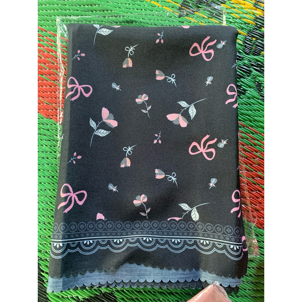 Hijab segi empat motif pita mix bunga mini(Ready warna hitam)