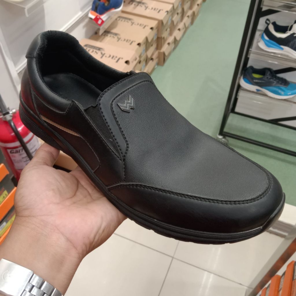 WATCHOUT SEPATU PRIA SLIP ON ORIGINAL