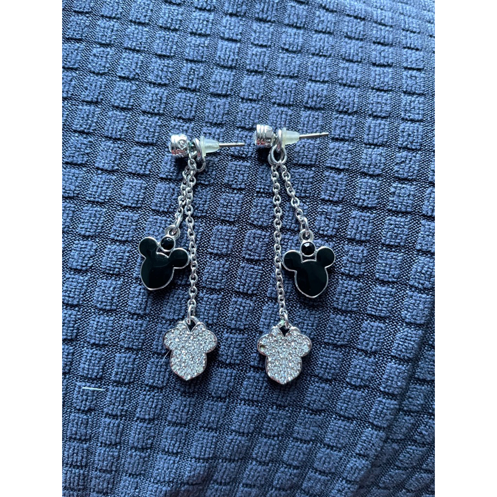 Anting swarovski