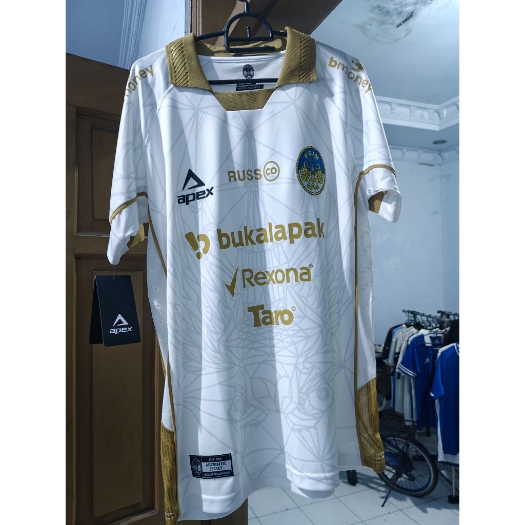 Jersey PSIM away 2024/25 player issue