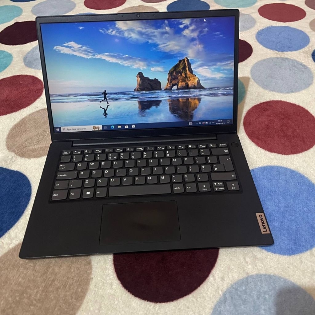 Lenovo V14 AMD Ryzen 5 7520 8/1TB