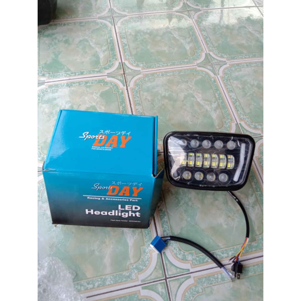 lampu depan daymaker RX king oval