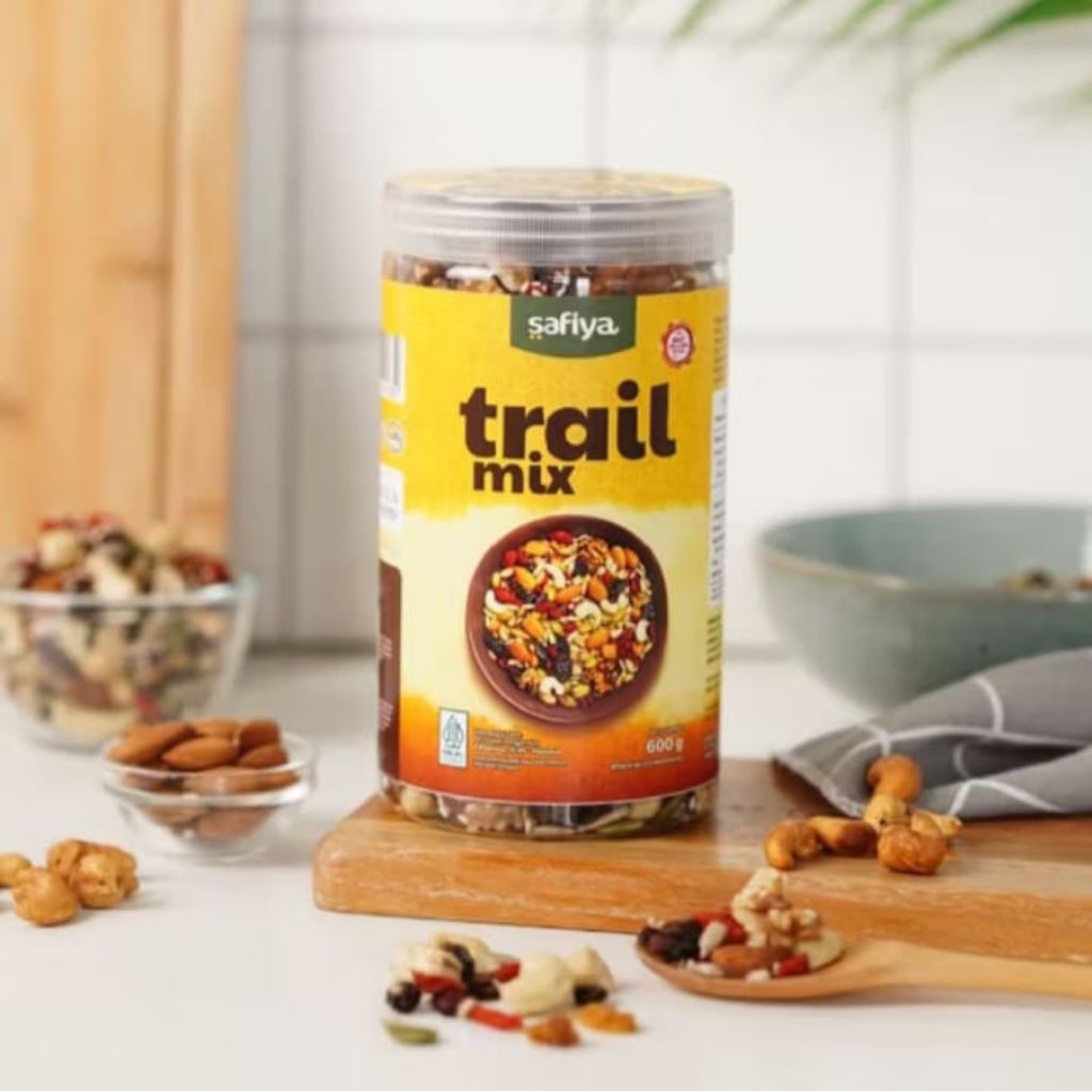 

Trail Mix Safiya isi 600gram original siap kirim ready stock