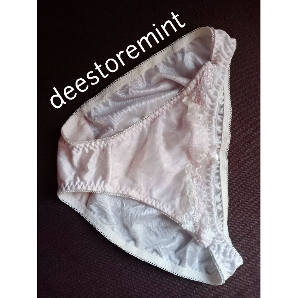 cd licin satin celana dalam sutra snow white mycollection