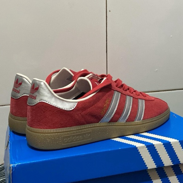 ADIDAS MUNCHEN RED SCARLET
