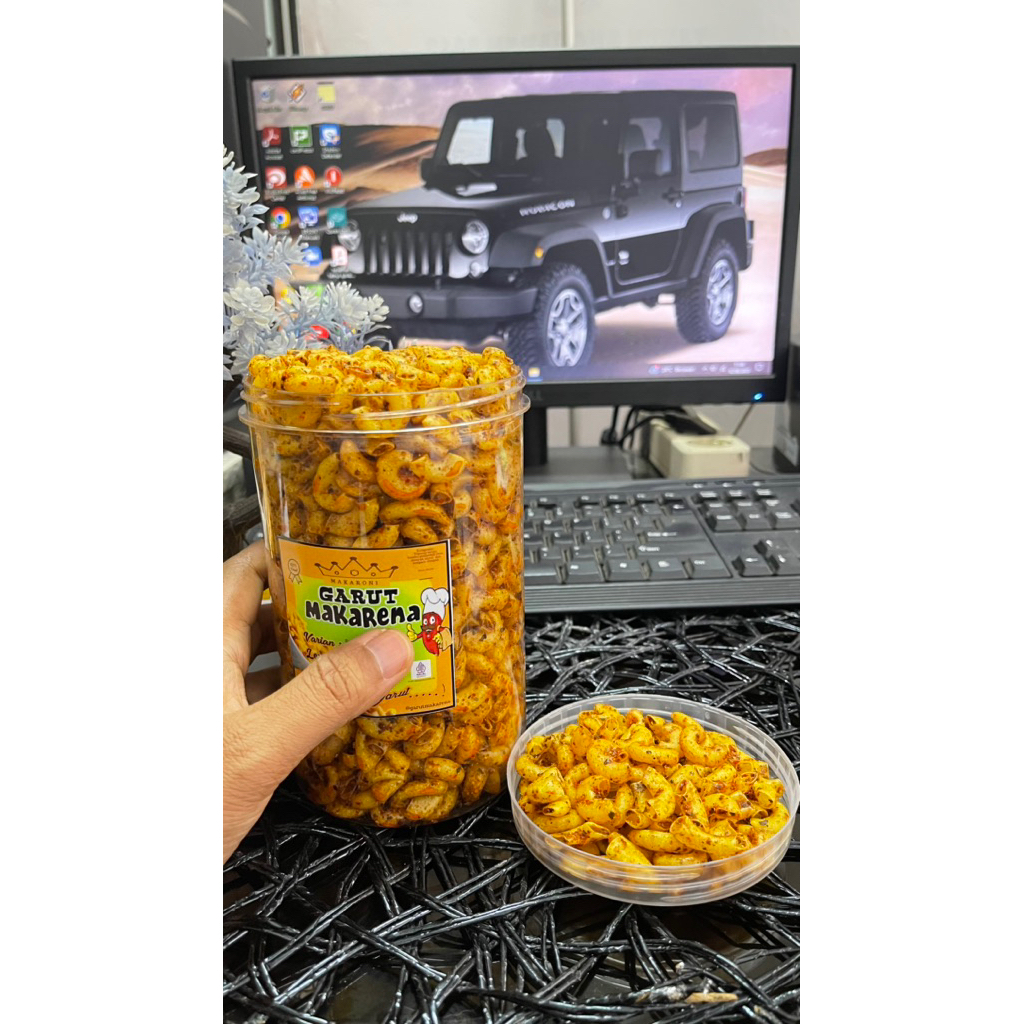 

Makroni Garut Makarena Toples Silinder (340 gram)/1000 ml