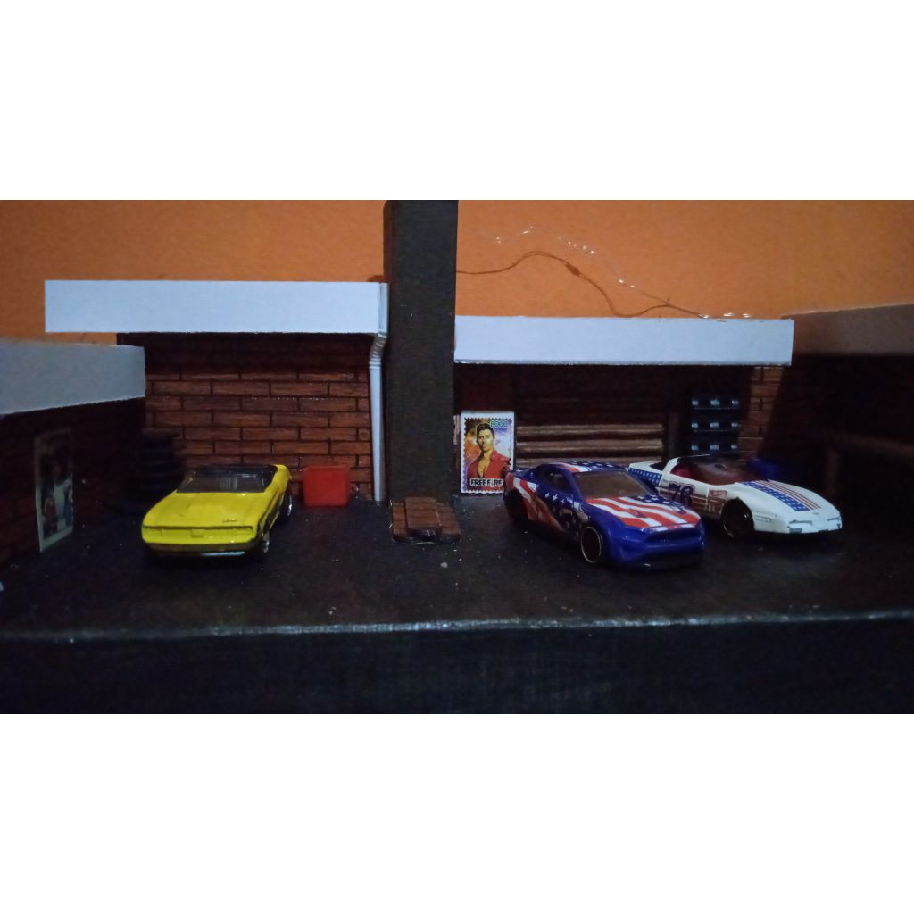 diorama parkiran untuk mobil-mobilan diecast skala 1:64 Hot Wheels