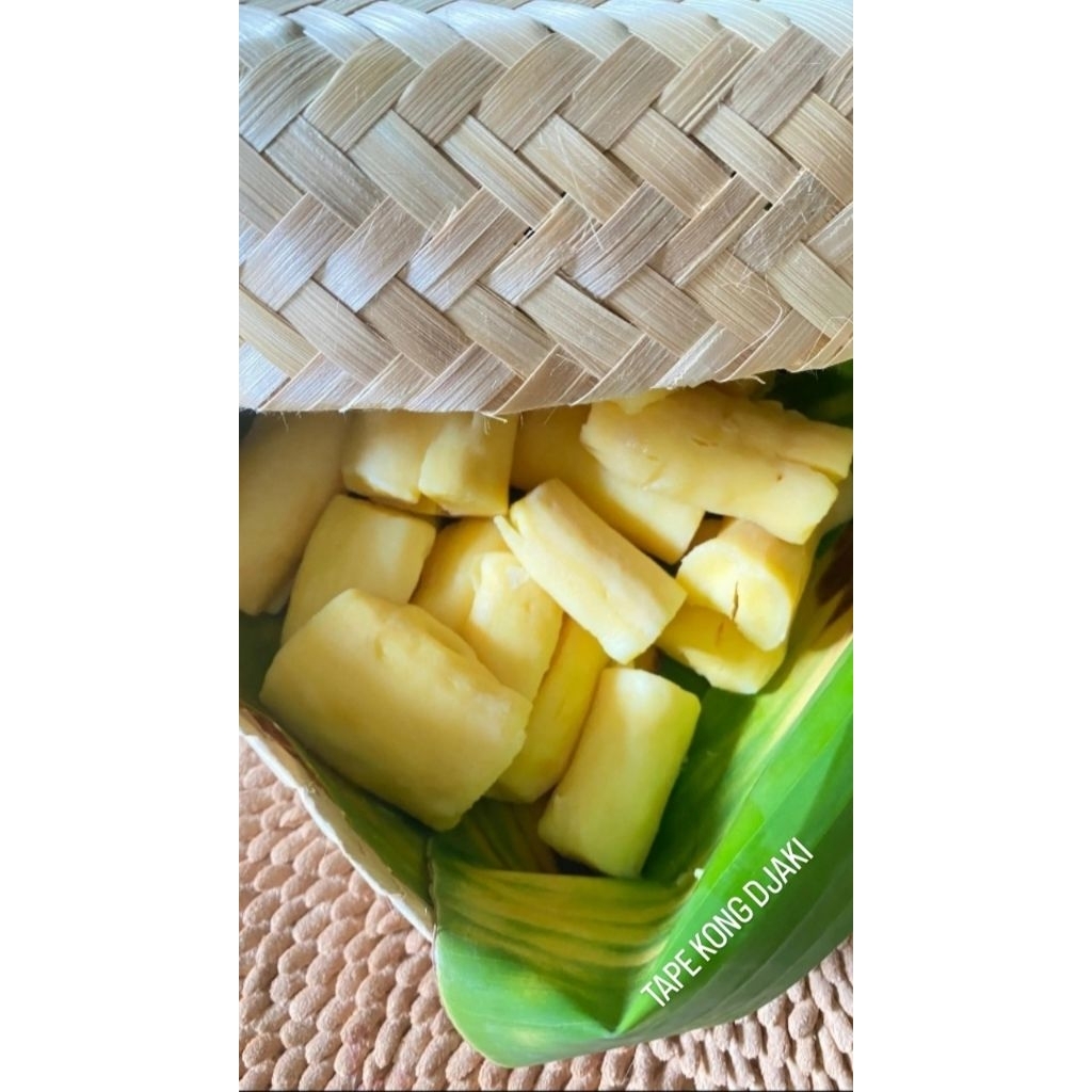 

tape singkong mentega 1 kg plus besek manis dan empuk bikin ketagihan